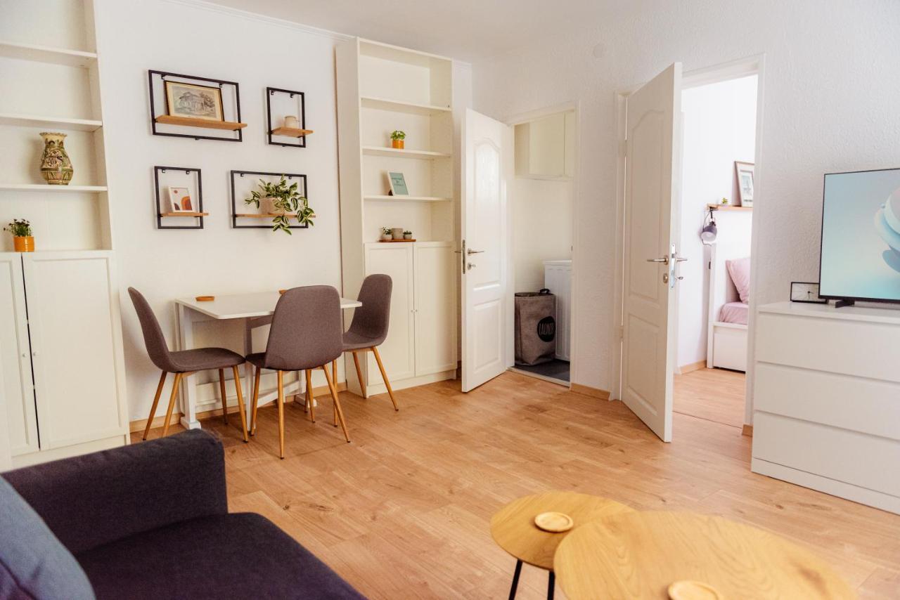 Cozy Apartment Ultracentral Universitate Square Bucarest Esterno foto